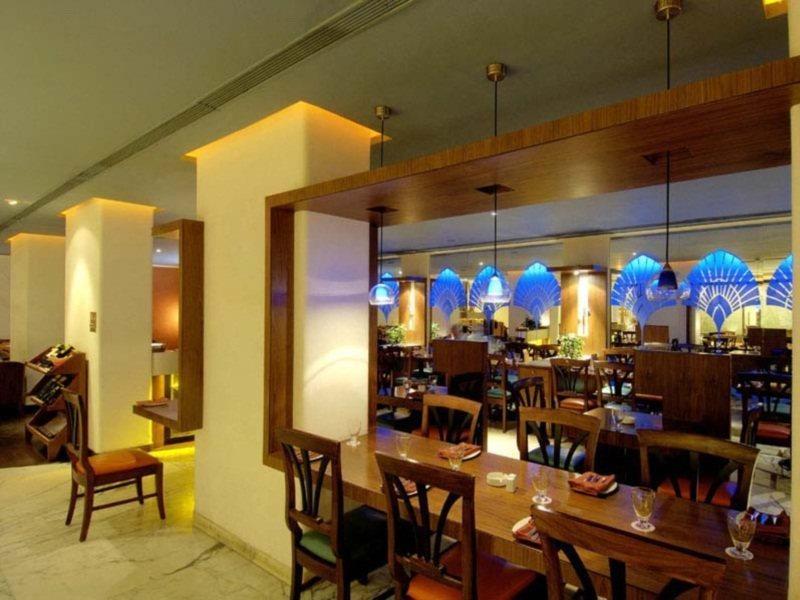 Ramee Guestline Hotel Juhu Bombay Esterno foto