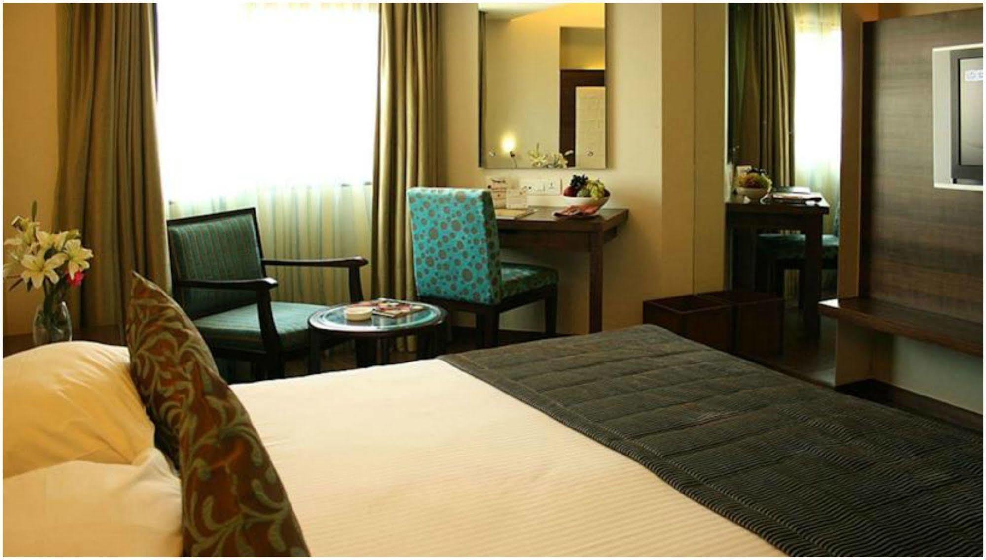 Ramee Guestline Hotel Juhu Bombay Camera foto