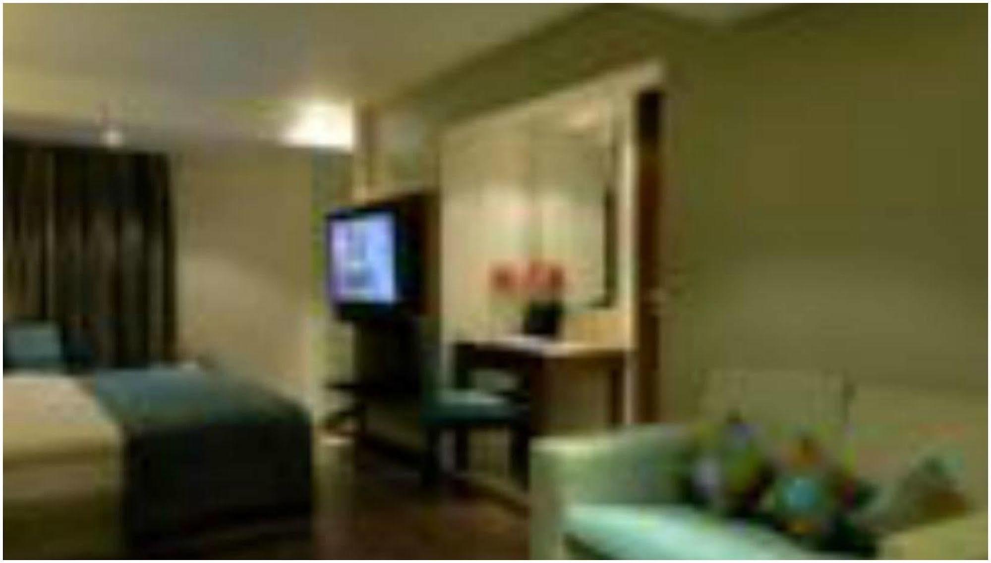 Ramee Guestline Hotel Juhu Bombay Esterno foto